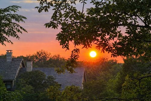 apt-219-8200 Neely Dr, Austin, TX, 78759-8553 | Card Image