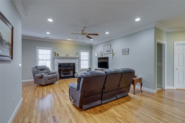 215 Killarney Way, House other with 3 bedrooms, 3 bathrooms and null parking in Easley SC | Image 7