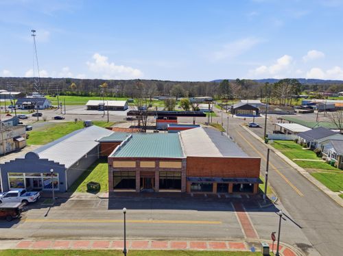 111 Bangor Ave Ne, Hanceville, AL, 35077-5644 | Card Image