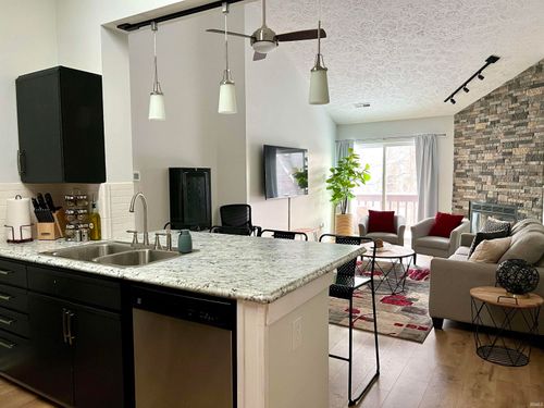 34-1982 E Bay Pointe Dr, Bloomington, IN, 47401-8137 | Card Image