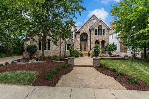 917 Jackson Ave, Naperville, IL, 60540-5212 | Card Image