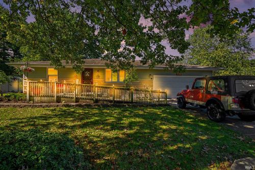 52579 Shellbark Avenue, South Bend, IN, 46628-4021 | Card Image