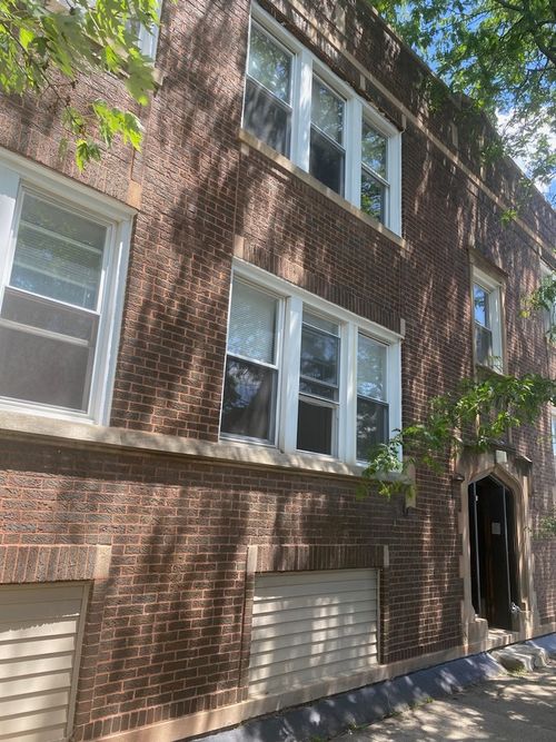 2-2414 W 70th St, Chicago, IL, 60629-1419 | Card Image