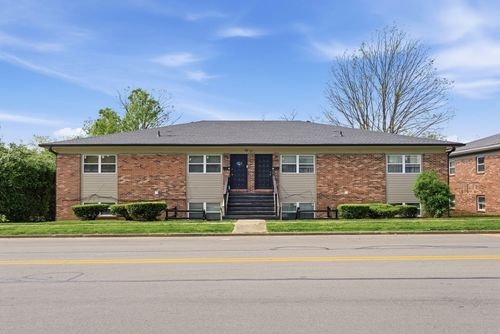 388 Redding Rd, Lexington, KY, 40517-2368 | Card Image