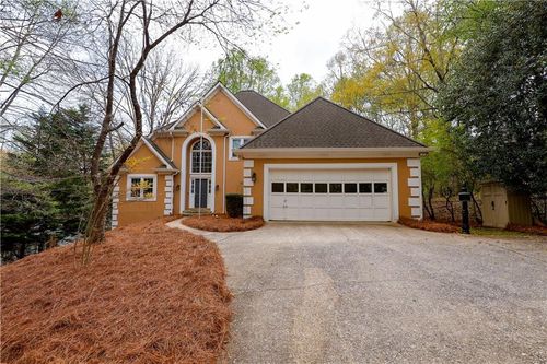 2740 Stratfield Way, Cumming, GA, 30041-8287 | Card Image