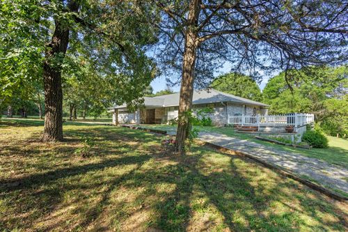 298 Butterfield Rd, Denison, TX, 75021-7182 | Card Image