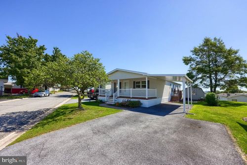9 Ridgewood Mnr, MANHEIM, PA, 17545-9634 | Card Image