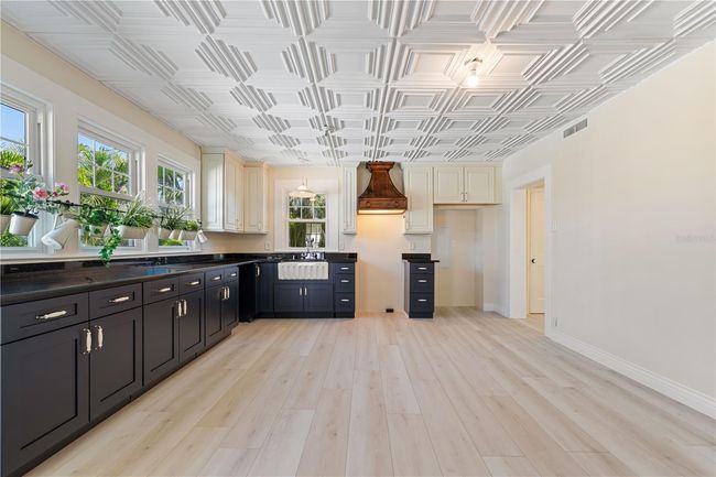 110 Gilchrist St, House other with 3 bedrooms, 3 bathrooms and null parking in PUNTA GORDA FL | Image 7