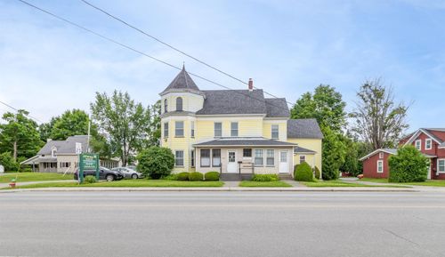 375 E Main St, Newport, VT, 05855-5900 | Card Image