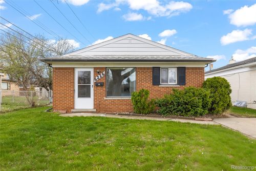 6226 Highview Street, Dearborn Heights, MI, 48127 | Card Image