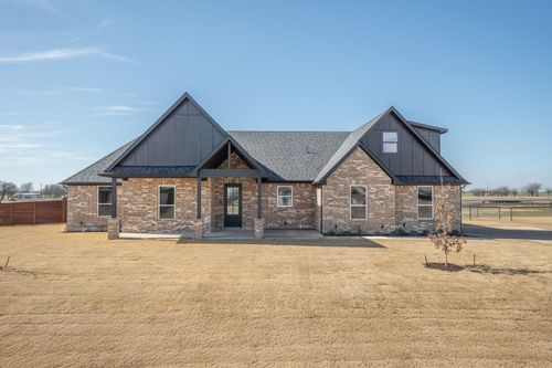 8636 Kassandra Dr, Sanger, TX, 76266-2332 | Card Image