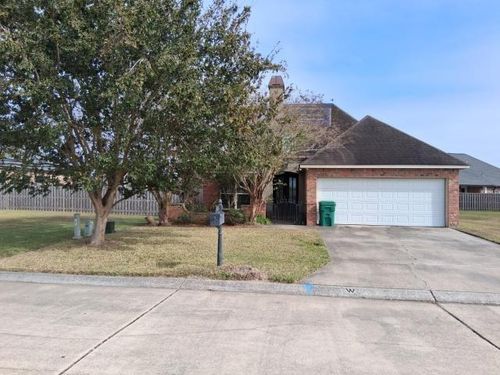 2858 Garden Lakes Dr, Paulina, LA, 70763-2537 | Card Image