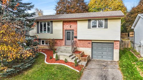 18 Sandlewood Ave, Brantford, ON, N3V1C6 | Card Image
