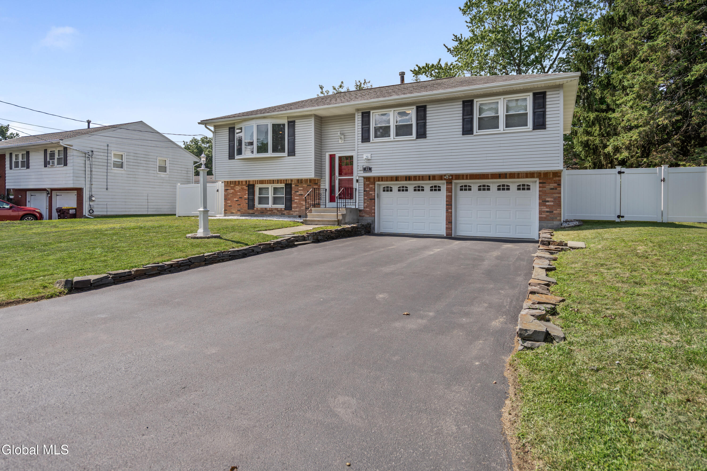 Residential in Colonie 3