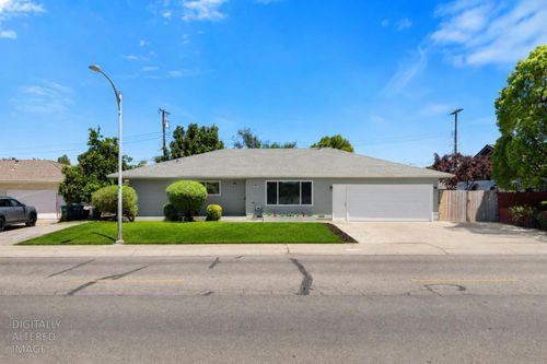 533 W Tokay St, Lodi, CA, 95240-3923 | Card Image