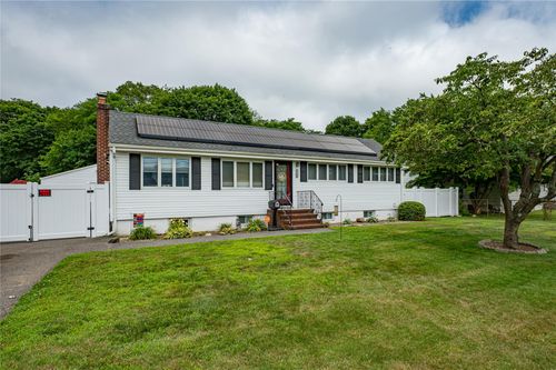 1144 Martinstein Ave, Bay Shore, NY, 11706-2045 | Card Image