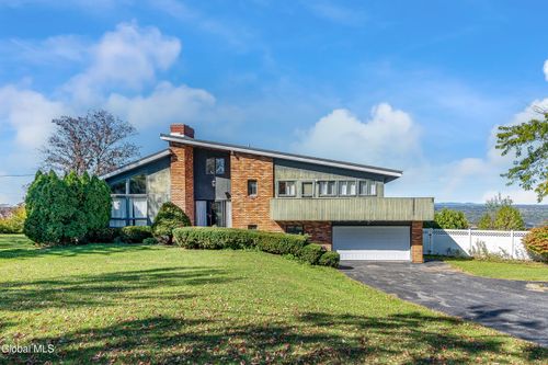 875 Bulls Head Rd, Amsterdam, NY, 12010-7601 | Card Image