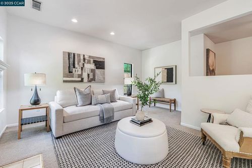 61 Alberta Ter, Walnut Creek, CA, 94596-4901 | Card Image