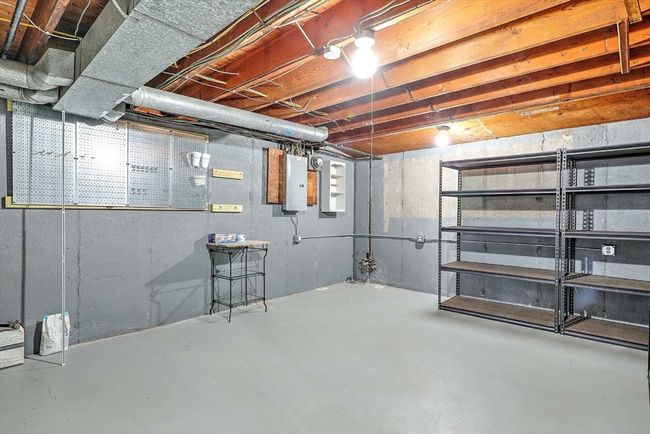 622 Pike Ave, House other with 3 bedrooms, 2 bathrooms and 4 parking in Attleboro MA | Image 39