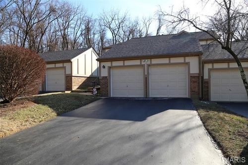 13138 Royal Pines Dr, Saint Louis, MO, 63146-2251 | Card Image