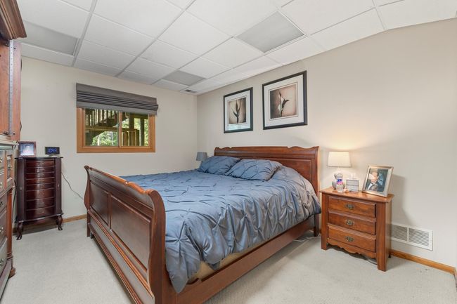 10605 Red Hawk Ln, House other with 5 bedrooms, 4 bathrooms and 3 parking in Spring Grove IL | Image 38