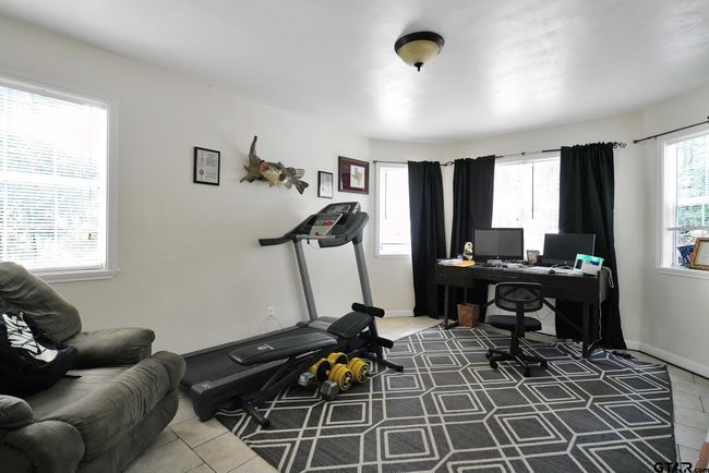 144 Pine Branch Gln, House other with 3 bedrooms, 3 bathrooms and null parking in Holly Lake Ranch TX | Image 20