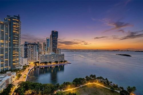 2204-1900 N Bayshore Dr, Miami, FL, 33132 | Card Image