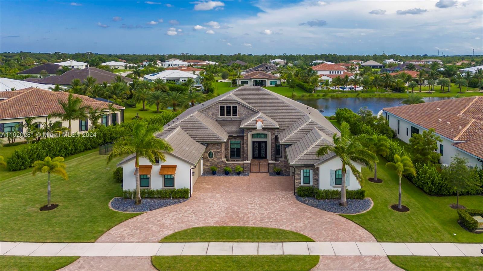 Pennock Trl, Jupiter, FL 33458