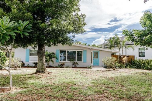 174 2nd St, BONITA SPRINGS, FL, 34134-7360 | Card Image