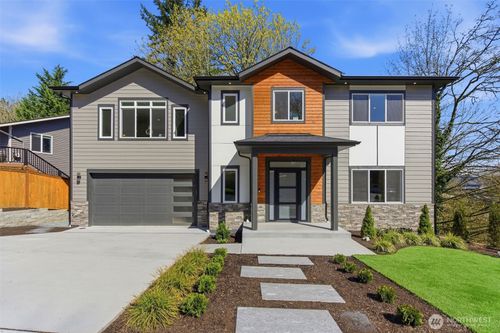 10930 Ne 120th St, Kirkland, WA, 98034-6803 | Card Image