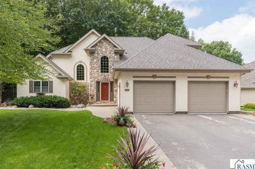 121 Bartholomew Ln, Mankato, MN, 56001-4393 | Card Image