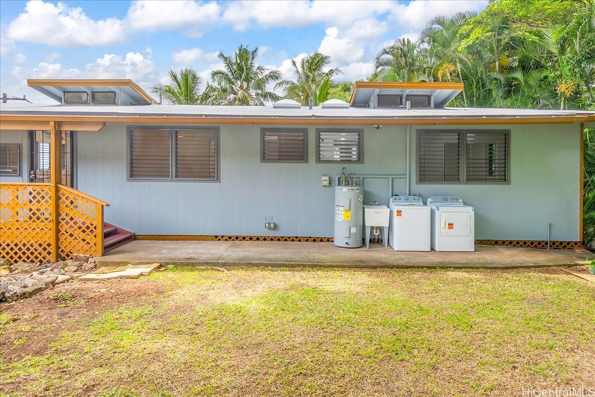 Residential in Kaneohe 3