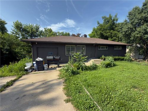 8300 Longview Rd, Kansas City, MO, 64134-3601 | Card Image