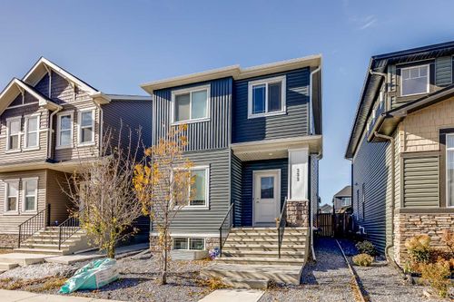 333 Ravenstern Link Se, Airdrie, AB, T4A0W5 | Card Image