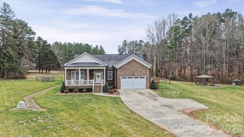 1296 Ben Black Rd, Midland, NC, 28107-7208 | Card Image