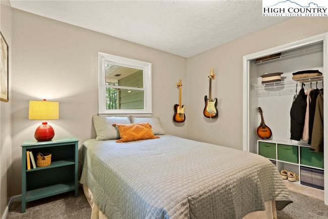 157 Twisted Laurel Ln, House other with 3 bedrooms, 2 bathrooms and null parking in Blowing Rock NC | Image 48