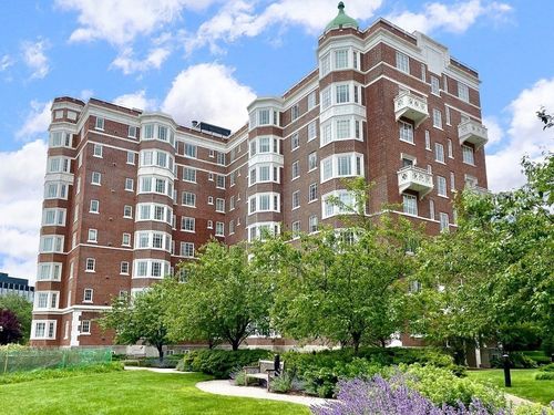 apt-c1007-20 Chapel St, Brookline, MA, 02446-7461 | Card Image