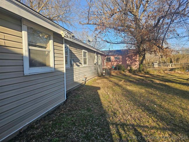 1568 E 52 Nd St N, House other with 3 bedrooms, 1 bathrooms and null parking in Tulsa OK | Image 17
