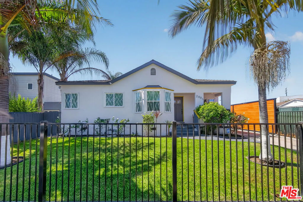 Residential in Los Angeles 2