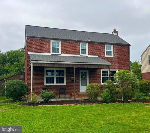 220 Farnham Rd, HAVERTOWN, PA, 19083-4725 | Card Image