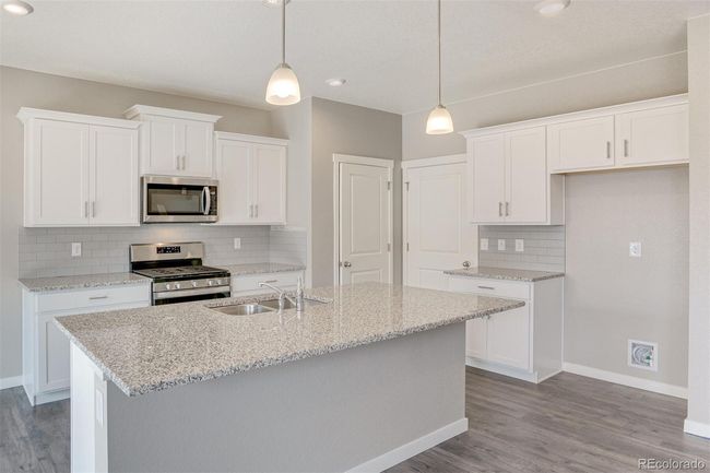 7702 E 159 Th Ave, House other with 5 bedrooms, 3 bathrooms and 3 parking in Thornton CO | Image 11