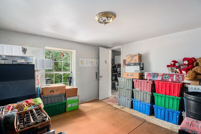 3354 W Highway 199, House other with 5 bedrooms, 2 bathrooms and null parking in Springtown TX | Image 15
