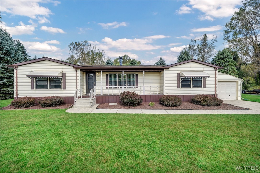 Doucette St, Buffalo, NY 14224