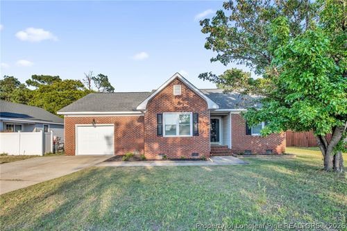 805 Windingwood Pl, Hope Mills, NC, 28348-1673 | Card Image