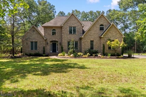 7 Harmony Ct, Southampton, NJ, 08088-3584 | Card Image