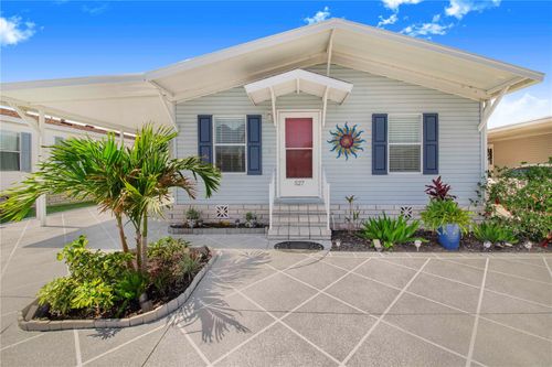 527 Village Blvd, FROSTPROOF, FL, 33843-8371 | Card Image