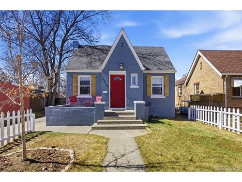 1423 Holly St, Denver, CO, 80220-2621 | Card Image