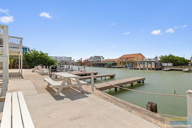 1109 Tarpon Ave, Home with 4 bedrooms, 5 bathrooms and null parking in Port Isabel TX | Image 39