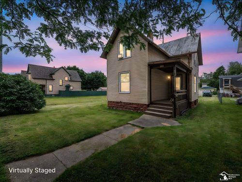 606 E 3rd St, Monroe, MI, 48161-2082 | Card Image