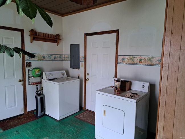 308 W Davis St, House other with 3 bedrooms, 2 bathrooms and null parking in Hamlet IN | Image 7